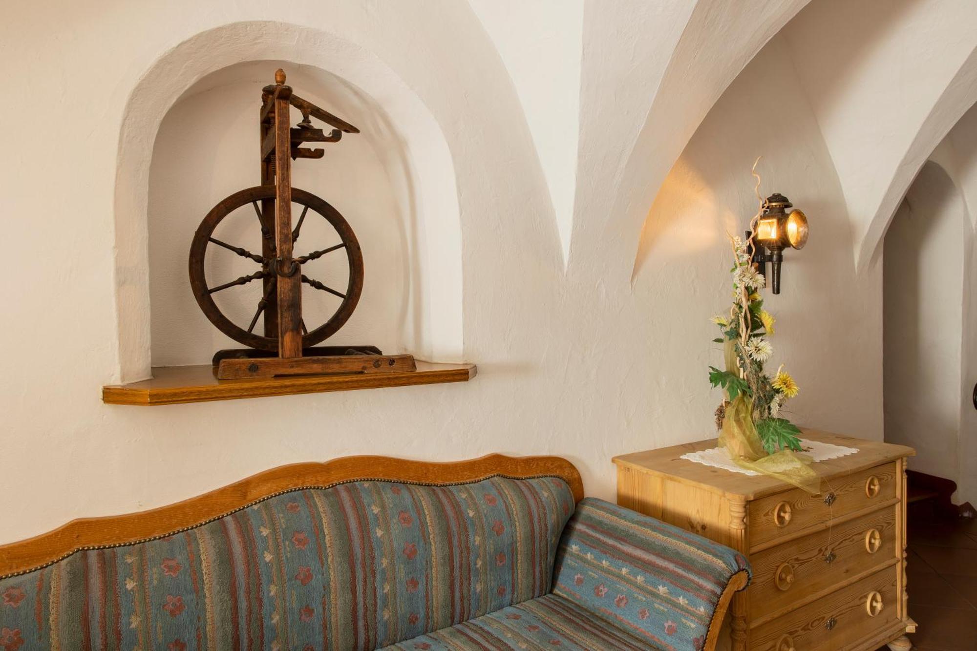 Gasthof Goldenes Lamm Vahrn Εξωτερικό φωτογραφία